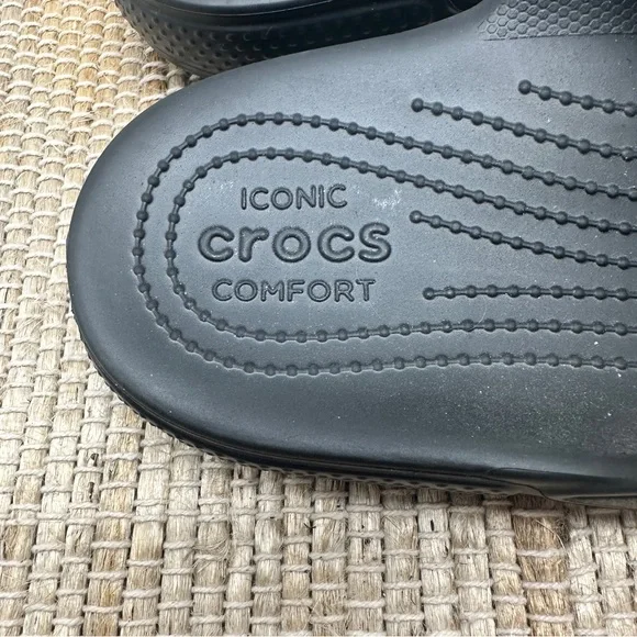 CROCS Iconic Comfort Black Classic Slide Sandals Men’s Size 11 NWOT - Picture 3 of 10